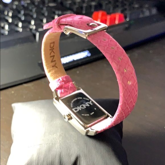 DKNY Watch - Pink Snakeskin Leather Band - Picture 3 of 4